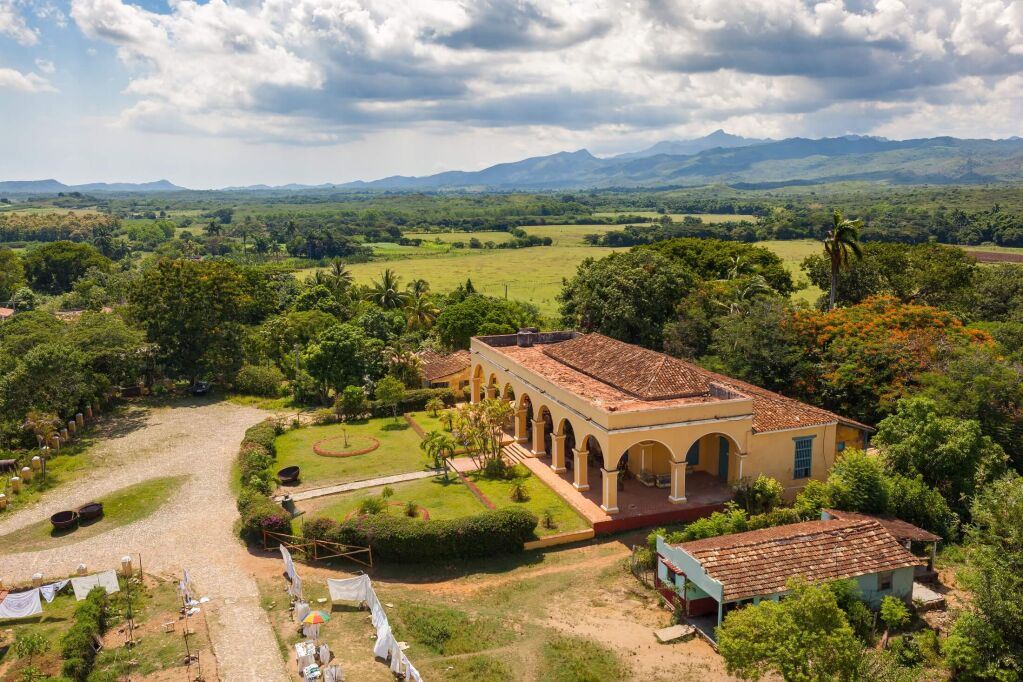 The House of the Manaca Iznaga estate (currently a restaurant) in the Valley de los Ingenios, a UNESCO world heritage site.