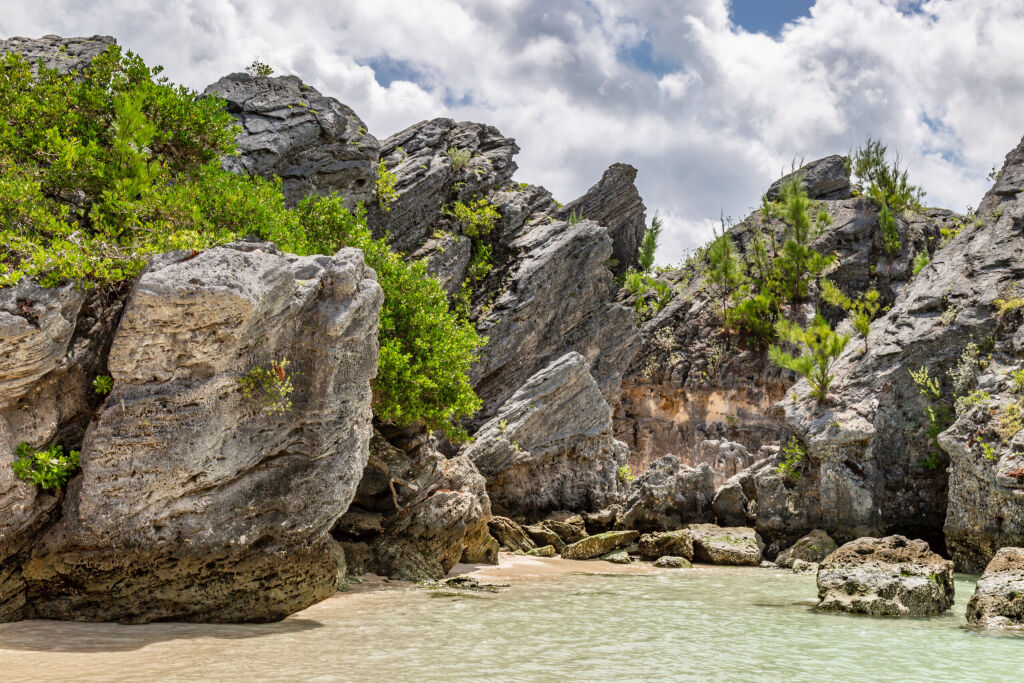 Rock formations on the shoreline at Jobson's Cove on the island of Bermuda