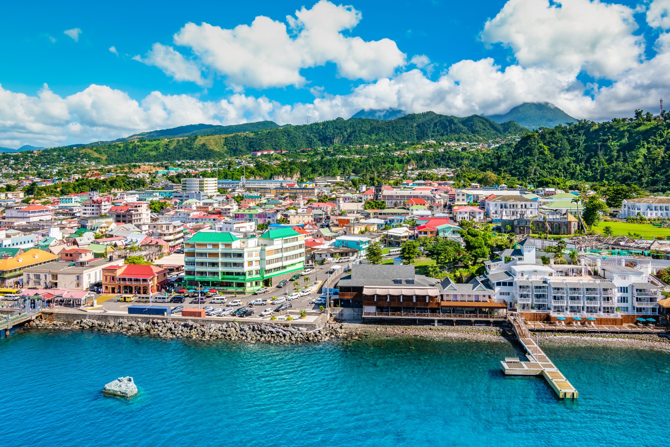 Port Roseau na Dominice.