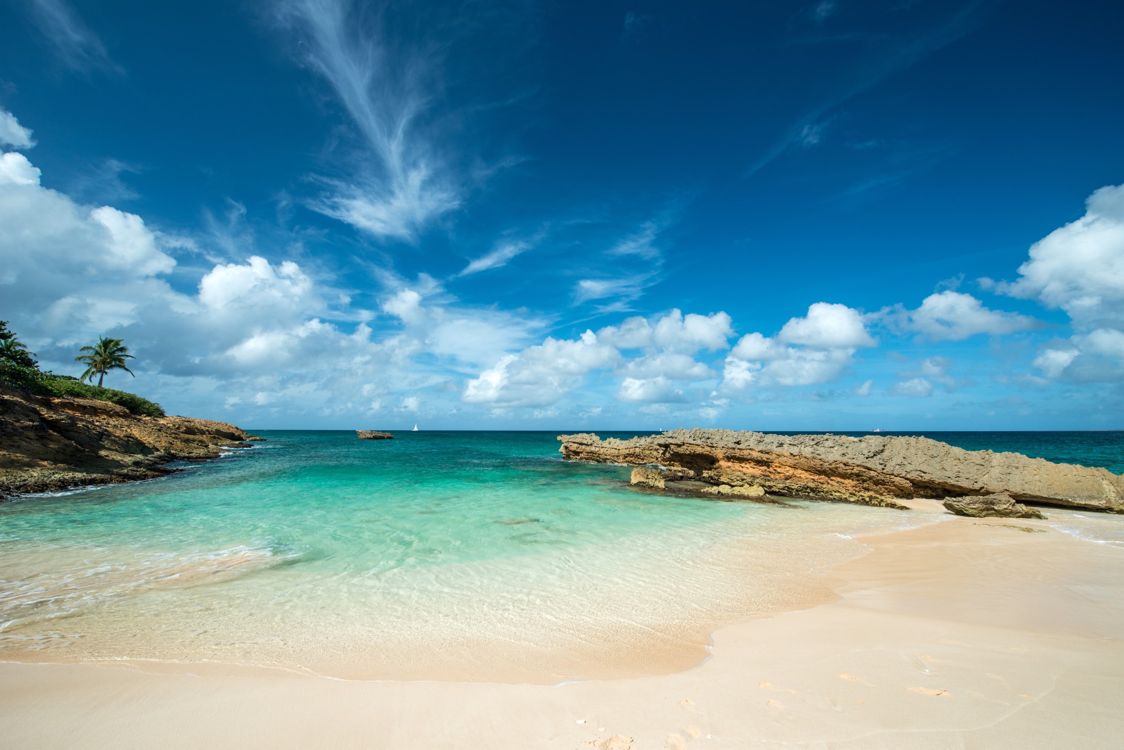 Wyspa Anguilla, Morze Karaibskie