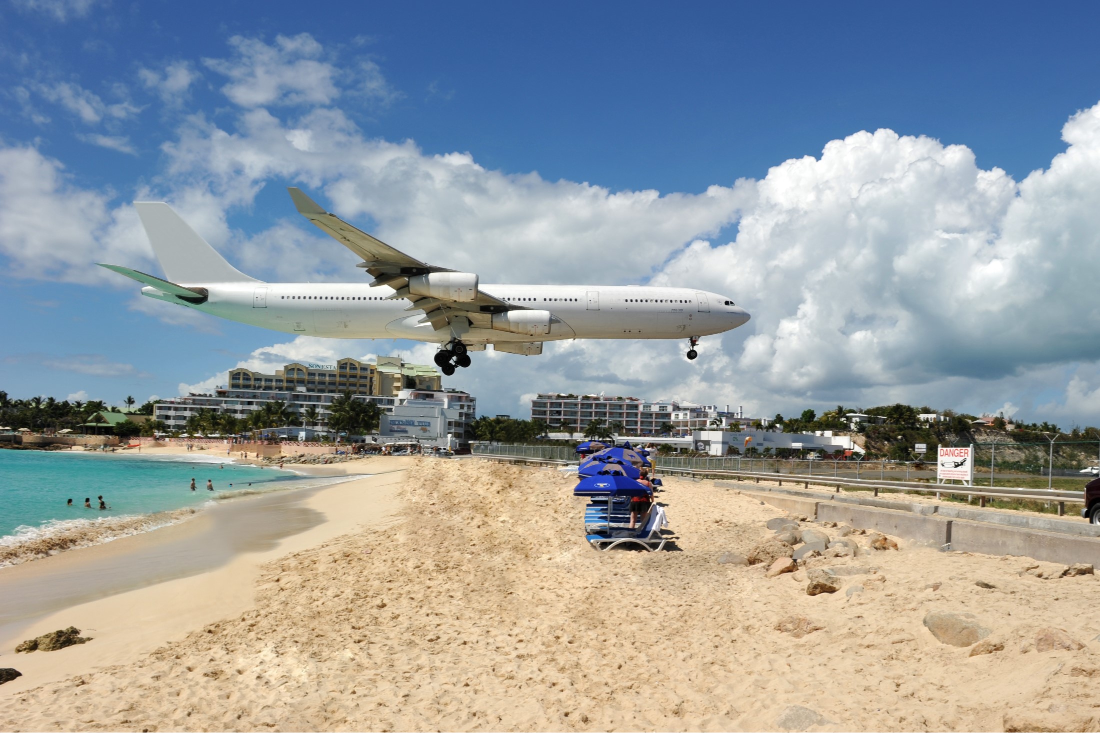Maho Bay w St Martin: jedna z głównych atrakcji dla obserwatorów samolotów!